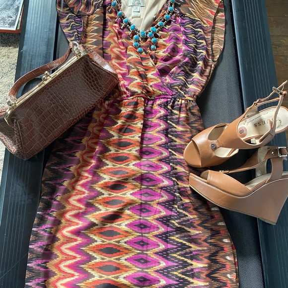 Southwestern beautiful dress. - Picture 2 of 5